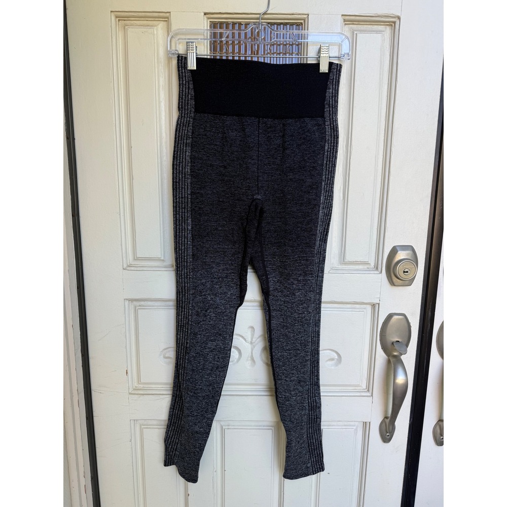 Fabletics‎ Womens High Waisted Seamless Leggings Activewear Workout Size Small